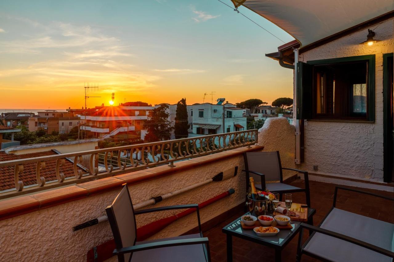 Sunset Roof Villa Anzio Exterior photo